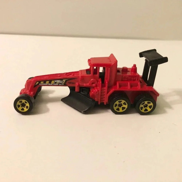 Lot of 4 Hot Wheels Shredder Street Cleaner Motor Max Land Rover Mattel Pit King - Picture 2 of 16